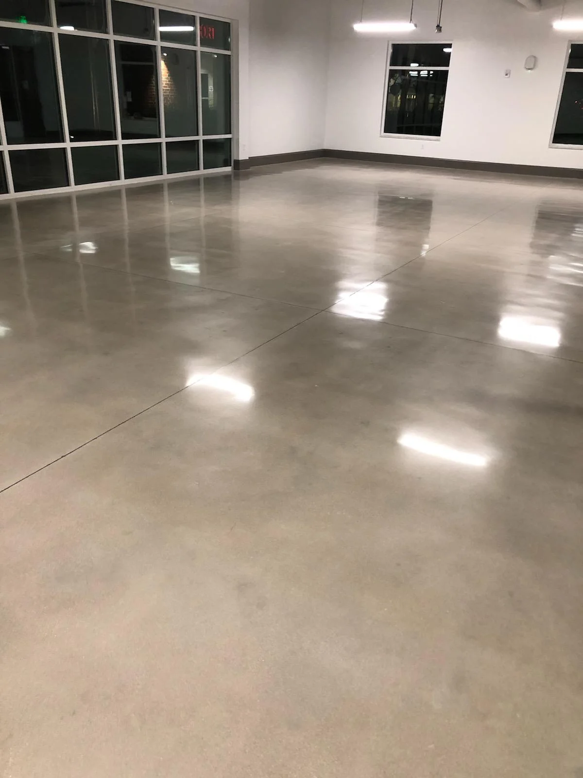 Polished concrete floor