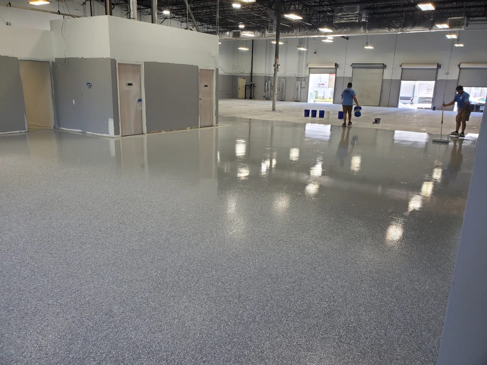 Epoxy flake finish