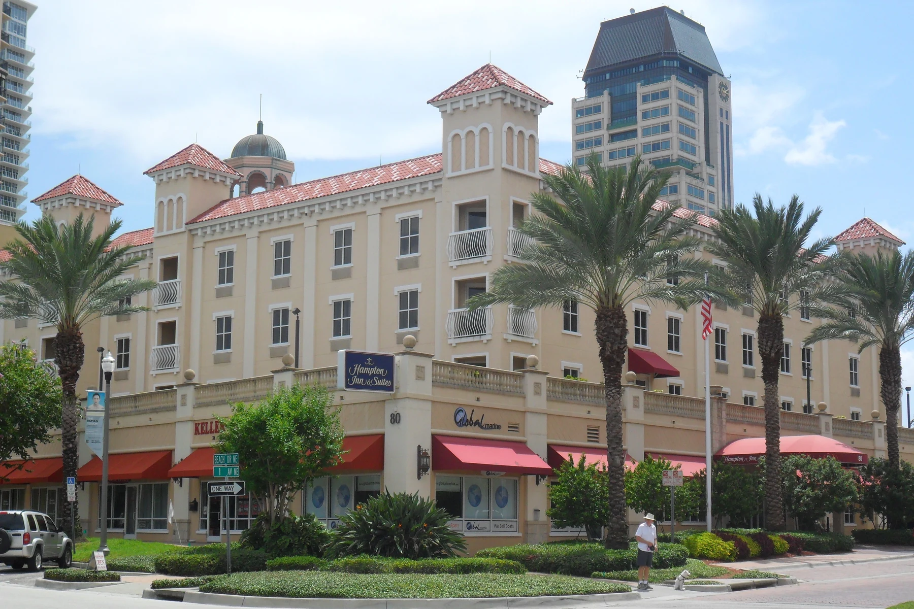 Hampton Inn & Suites