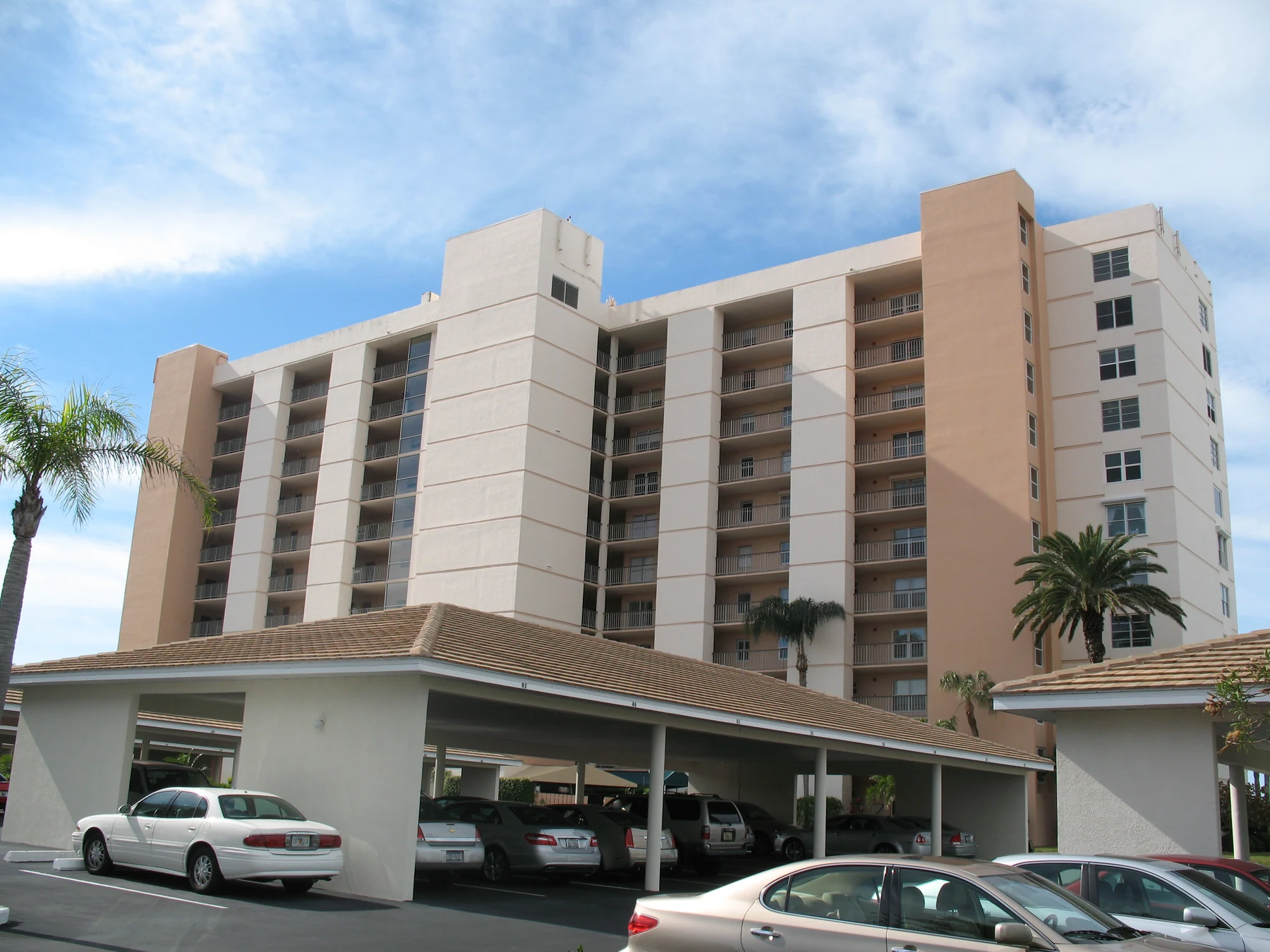 Longboat Harbor Towers